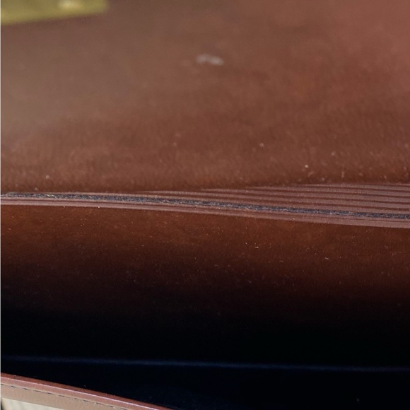 VINTAGE Unisex vegan brown leather portfolio , Size: 17”W x 12”H x 3”D - Picture 8 of 14